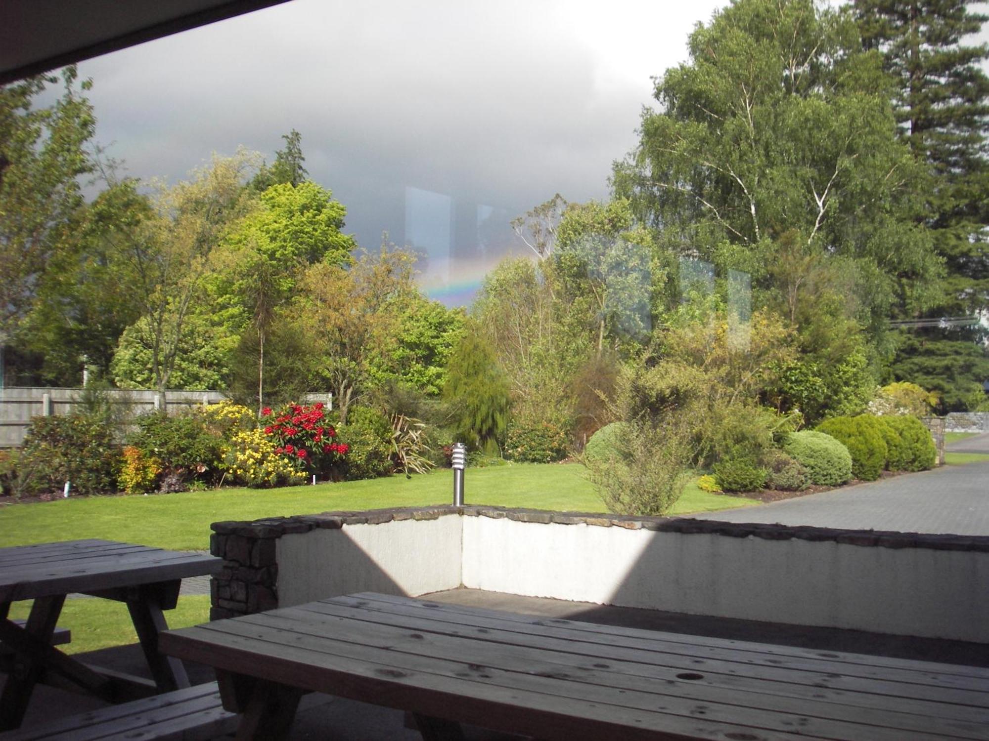 Tui Lodge Turangi Extérieur photo